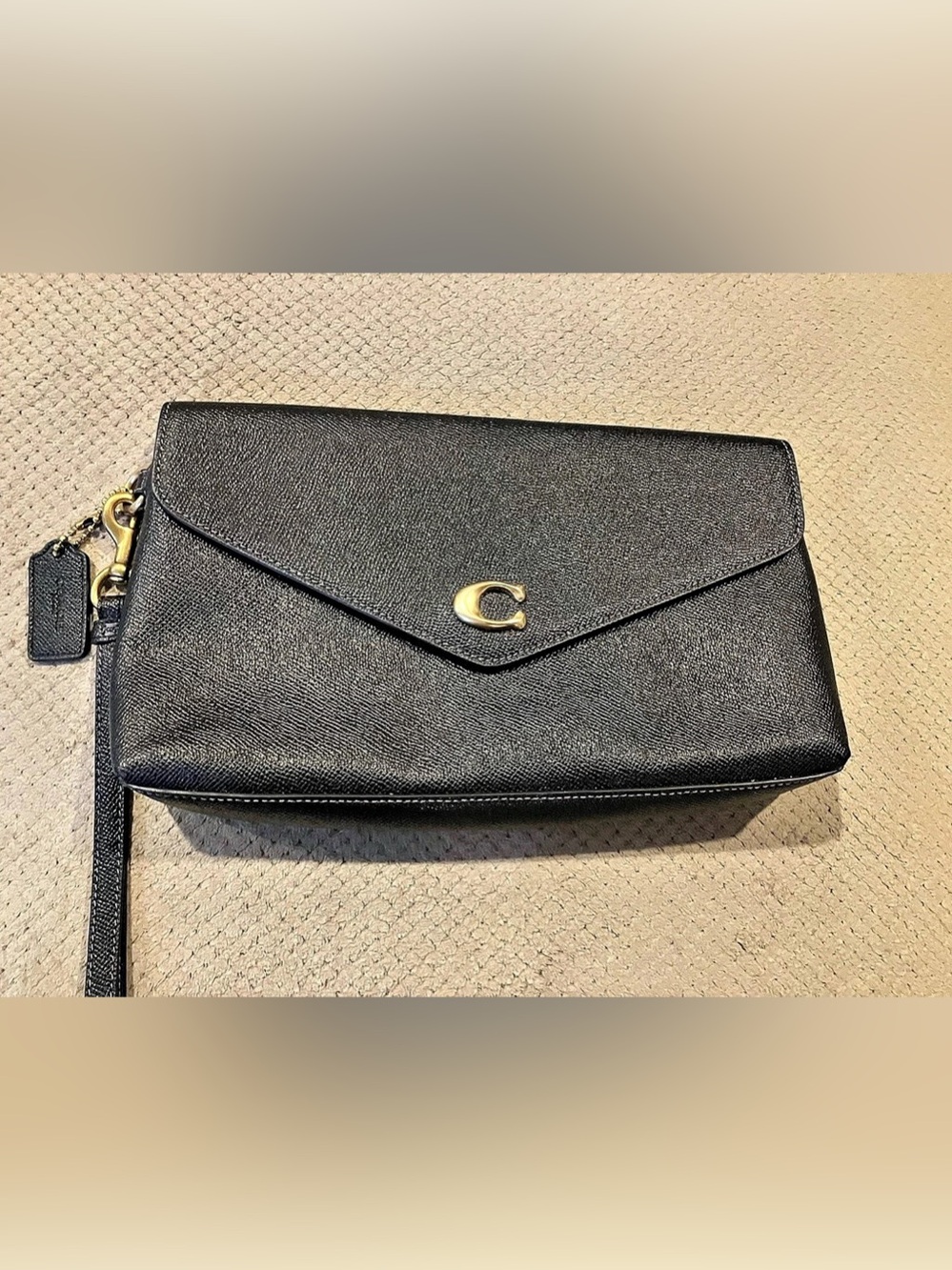 COACH Envelope Clutch Crossbody Black Wyn Clutch